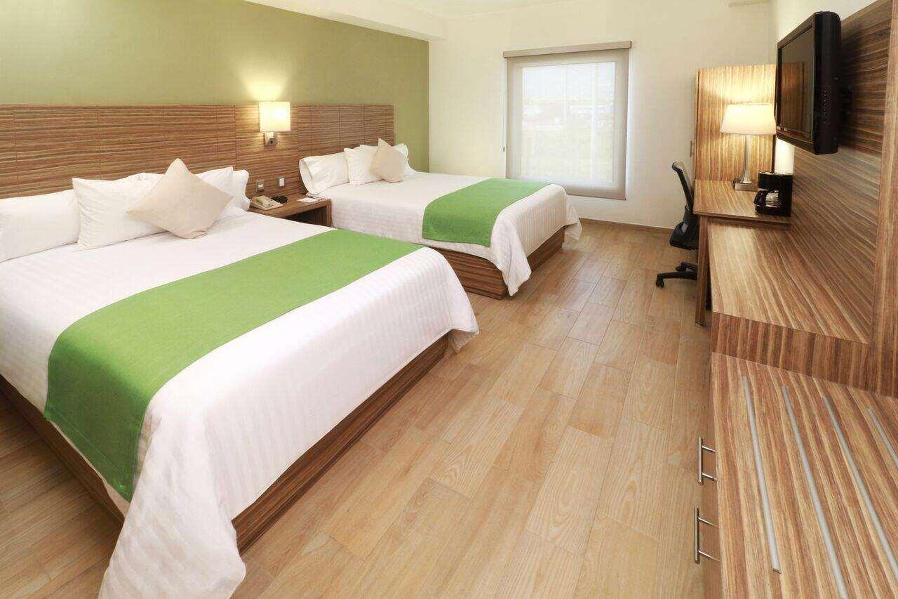 Wyndham Garden Monterrey Valle Real מראה חיצוני תמונה