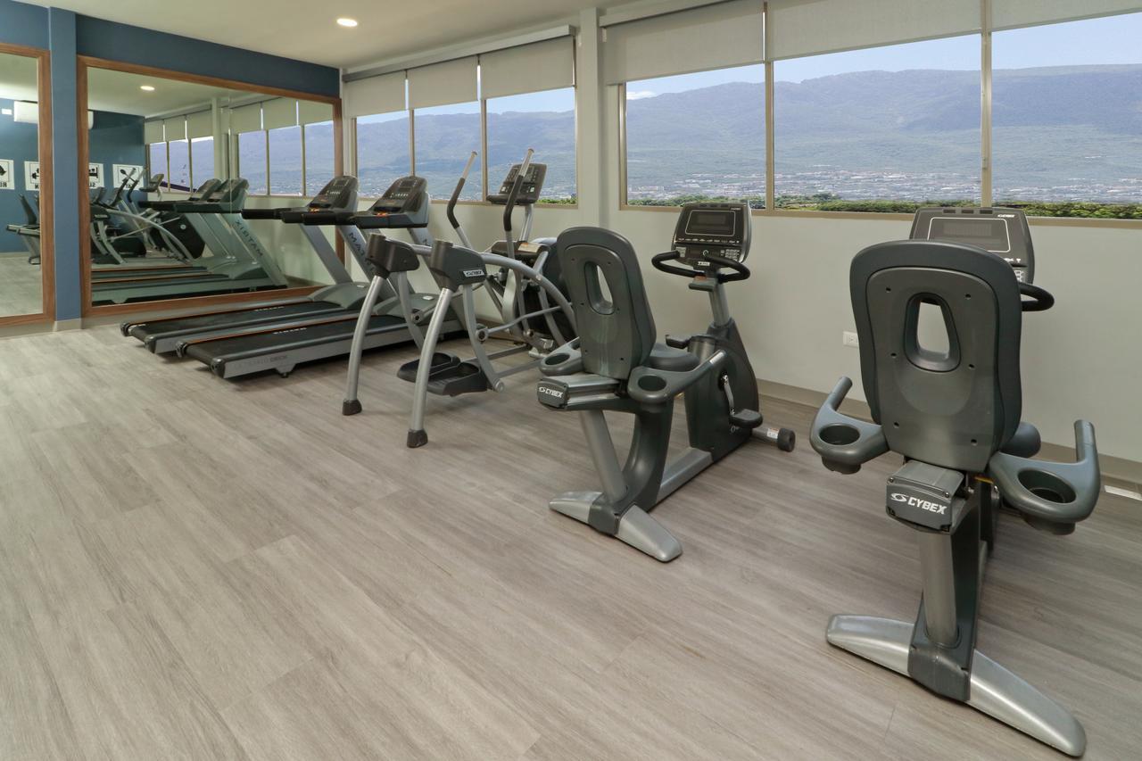 Wyndham Garden Monterrey Valle Real מראה חיצוני תמונה